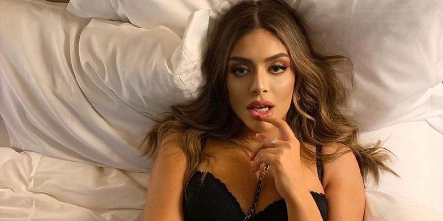 Türk model, yıldız futbolcunun gönderdiği mesajları ifşaladı