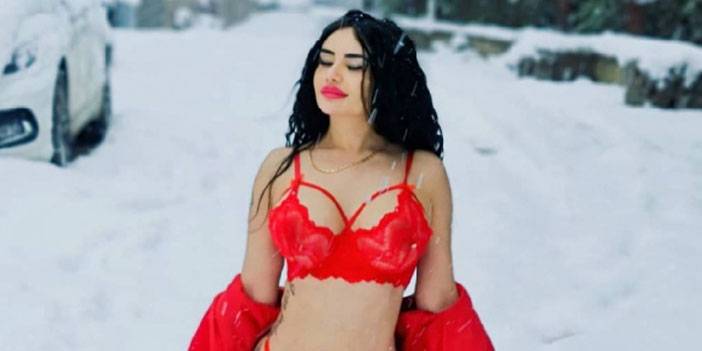 Naz Mila, Yarı çıplak fotoğraf paylaşıp...