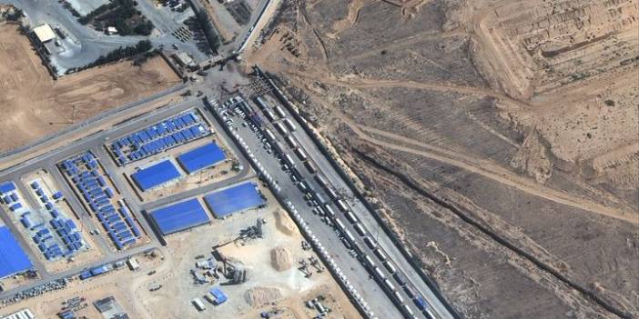 İnsani yardımlar Gazze'ye ulaşıyor