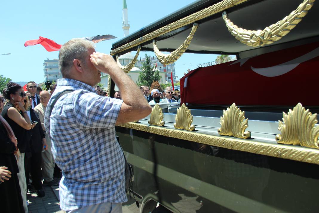 İzmirli şehide acı veda! 1