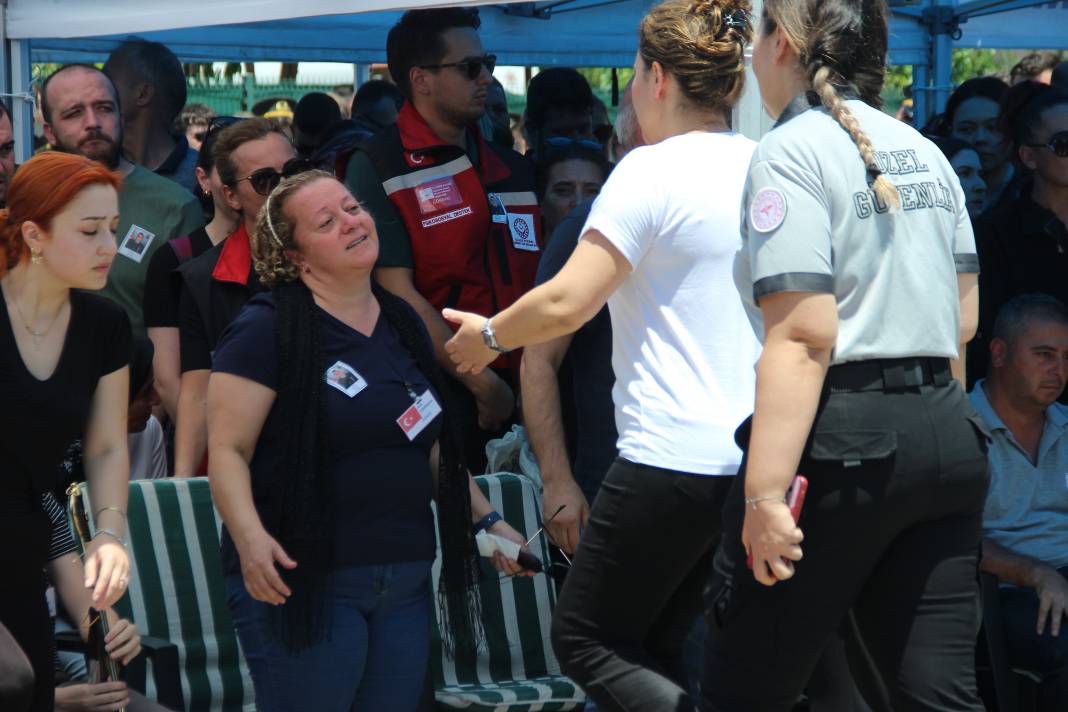 İzmirli şehide acı veda! 11