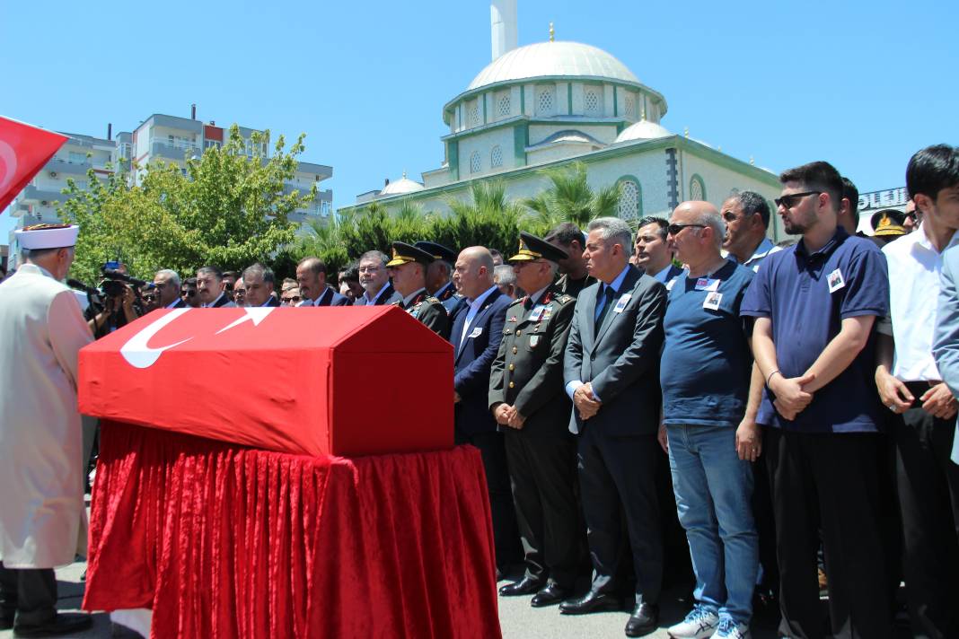 İzmirli şehide acı veda! 14