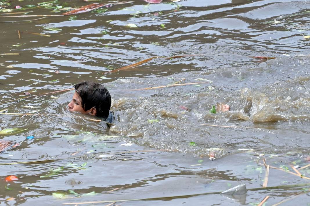 Muson yağışlarında can kaybı artıyor! 1