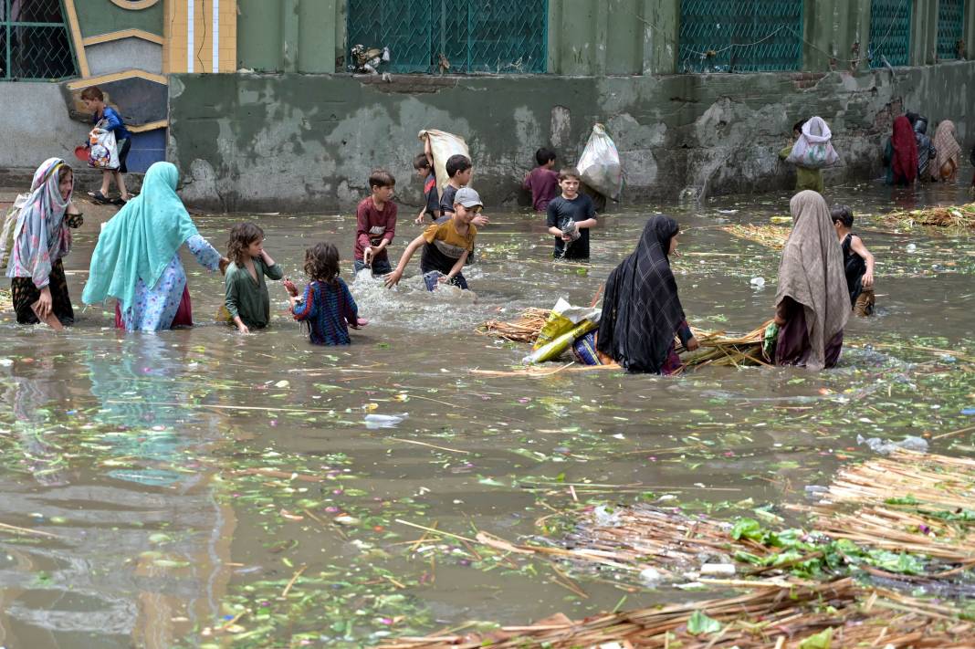 Muson yağışlarında can kaybı artıyor! 3