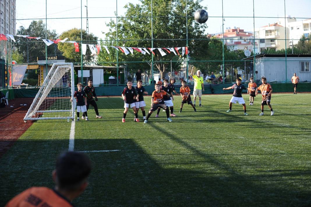 Zafer Bayramı coşkusu miniklerin mücadelesiyle sahalara taşındı! 2