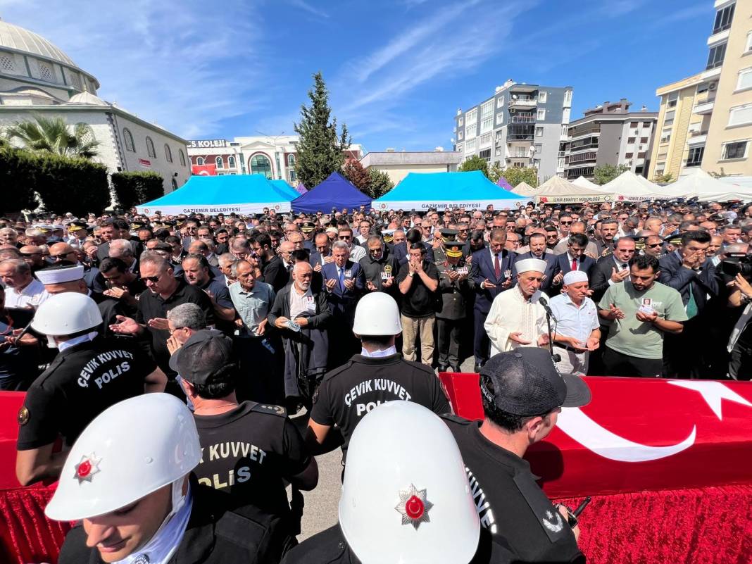 Şehit polislere acı veda! 16