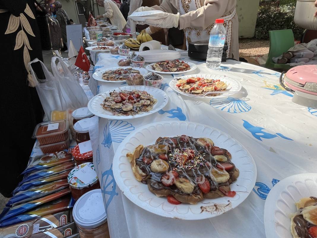 İzmir'den Gazze'ye yardım eli! 5