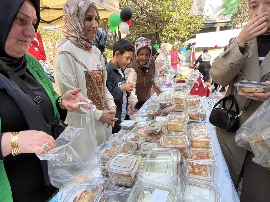 İzmir'den Gazze'ye yardım eli! 6