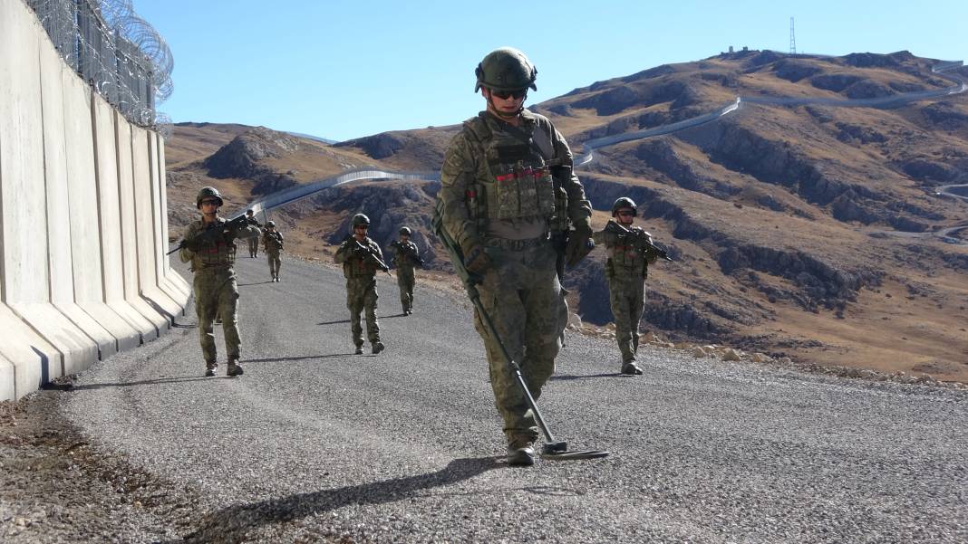 Türkiye'nin güvenlik kalkanı: Başkale sınır duvarı tamamlanıyor 1