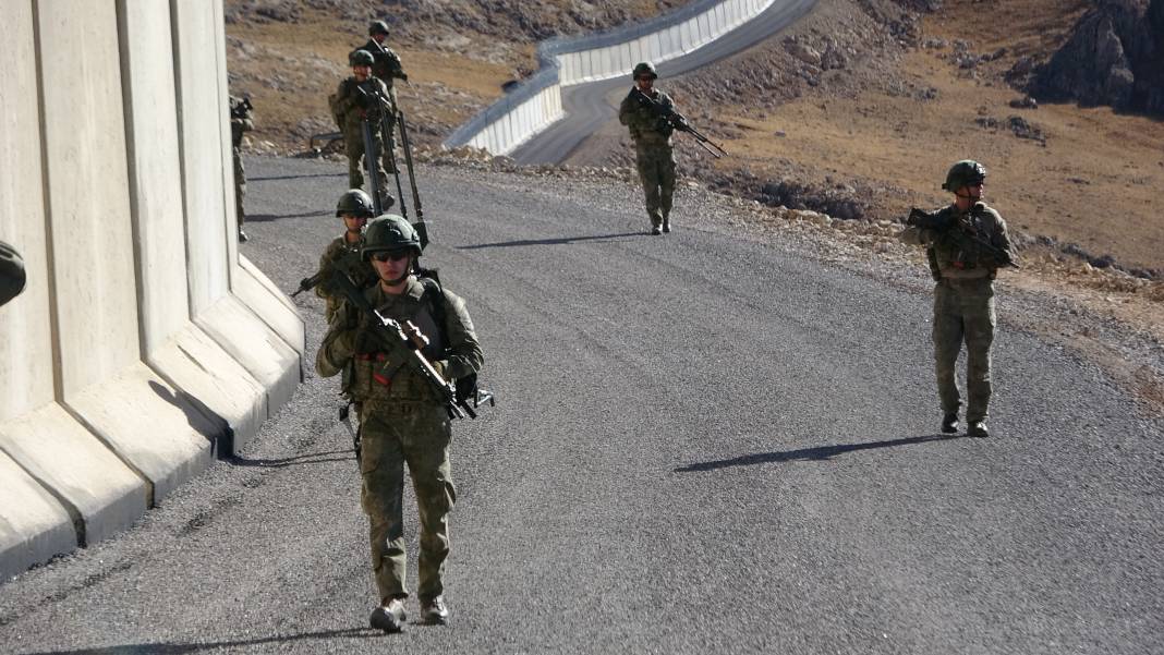 Türkiye'nin güvenlik kalkanı: Başkale sınır duvarı tamamlanıyor 10