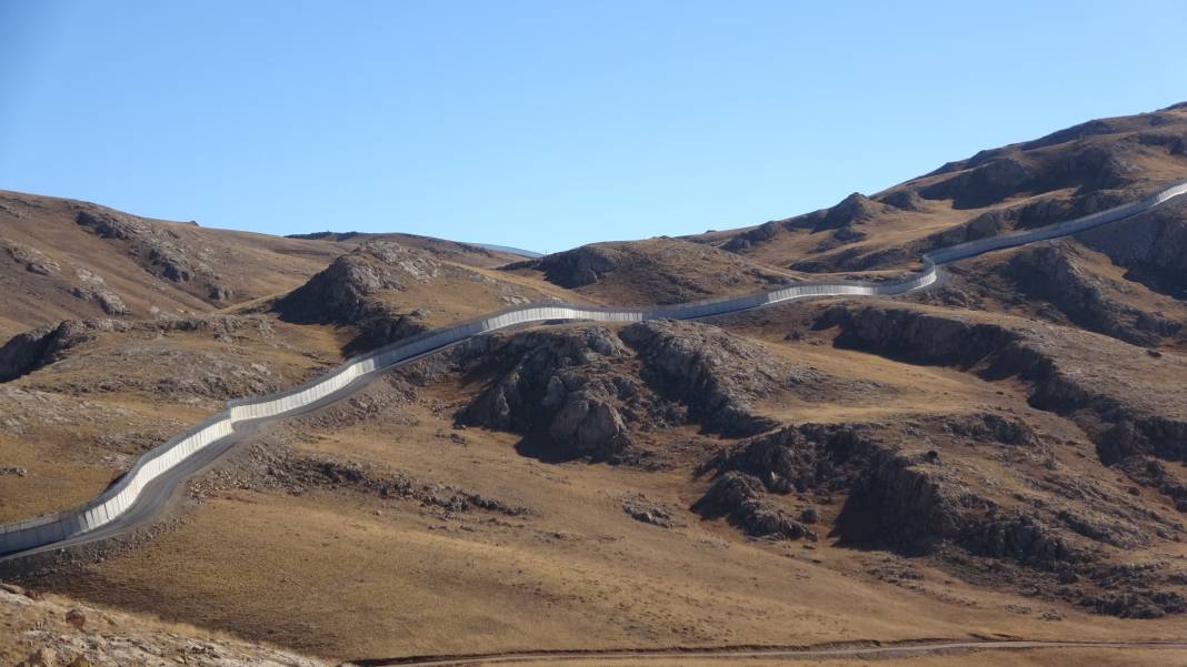 Türkiye'nin güvenlik kalkanı: Başkale sınır duvarı tamamlanıyor 2