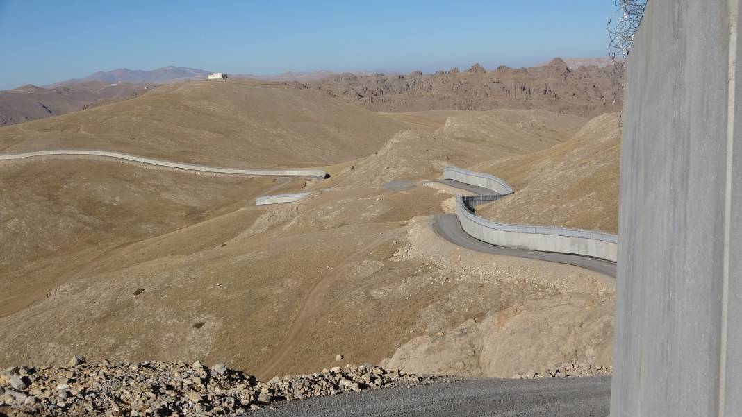 Türkiye'nin güvenlik kalkanı: Başkale sınır duvarı tamamlanıyor 8