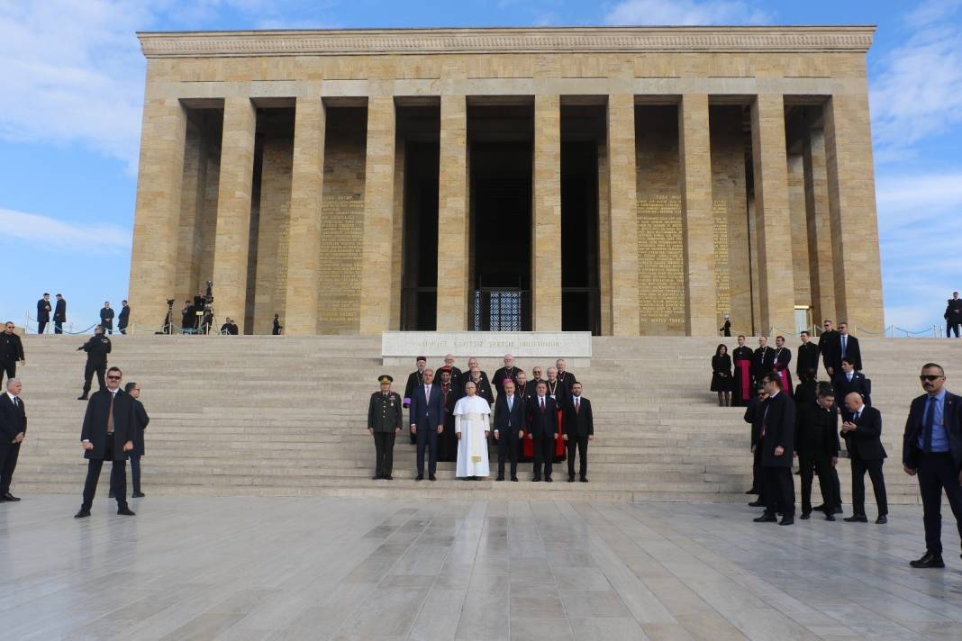 Papa Leo'nun Türkiye'deki ilk durağı Anıtkabir oldu 4