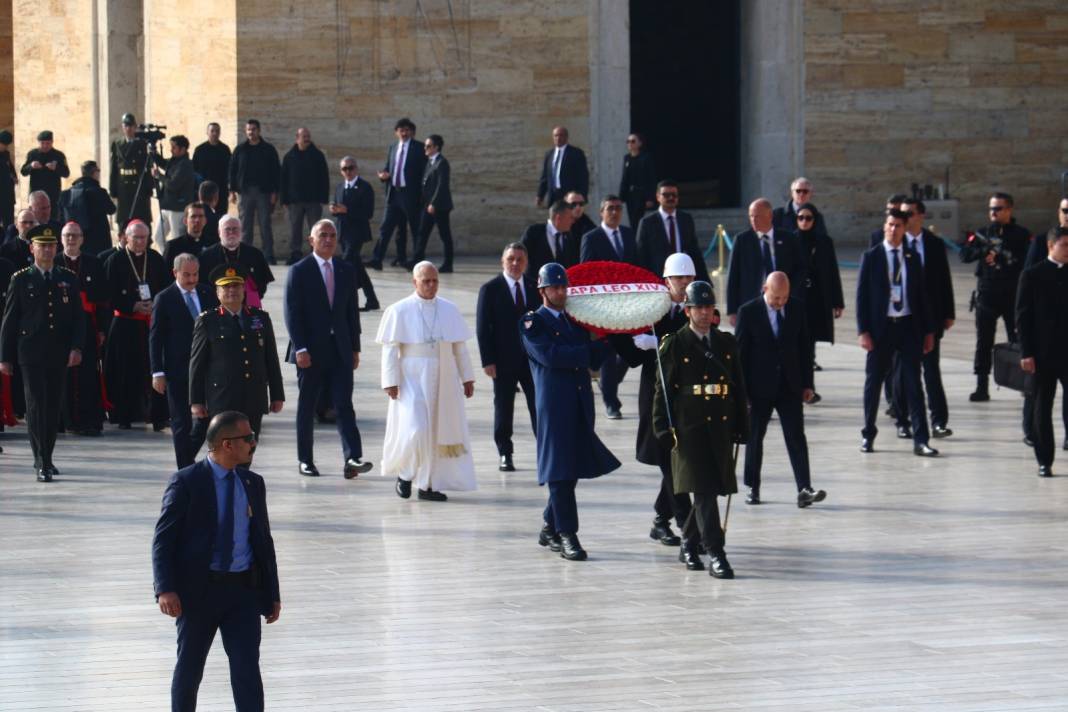 Papa Leo'nun Türkiye'deki ilk durağı Anıtkabir oldu 5
