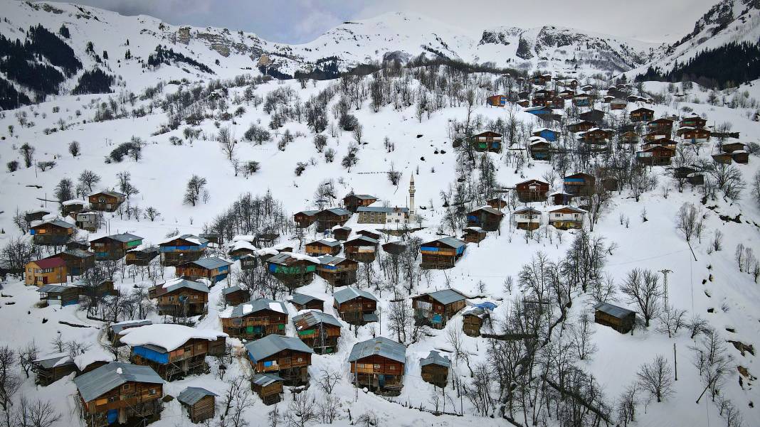 Doğal köy yaşamı turizm ve sanatla buluştu 9