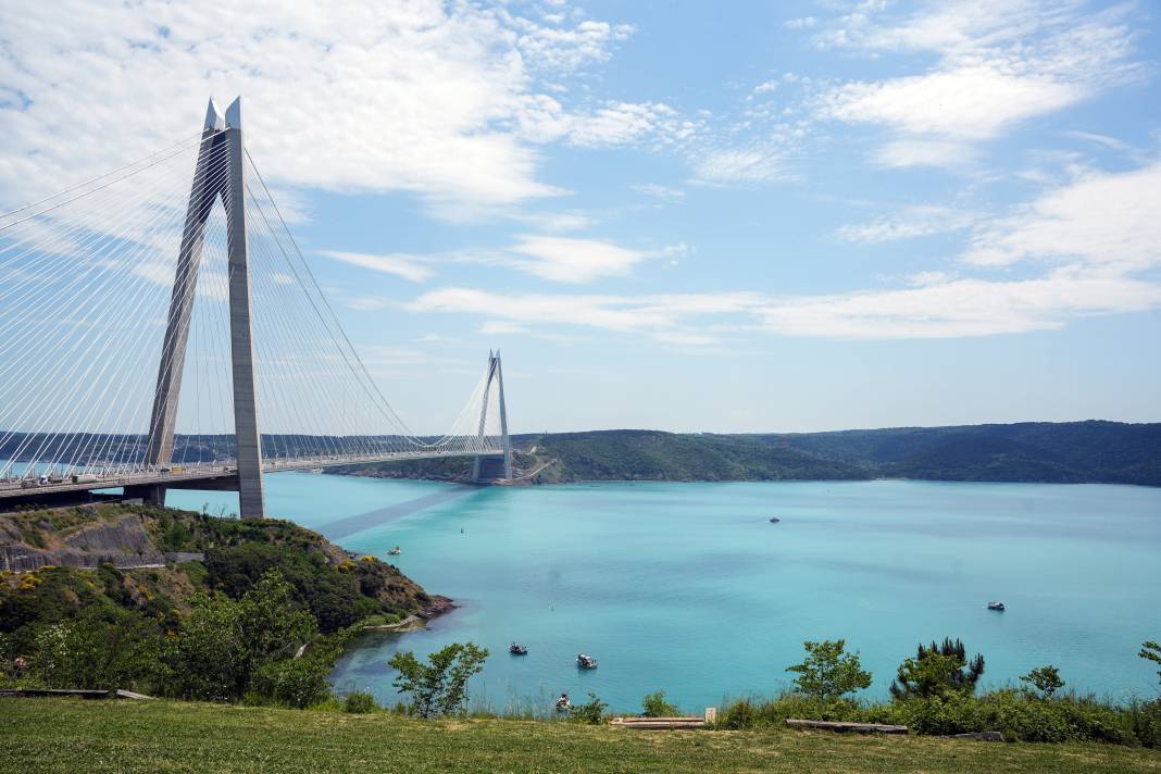 İstanbul Boğazı turkuaza büründü! 2