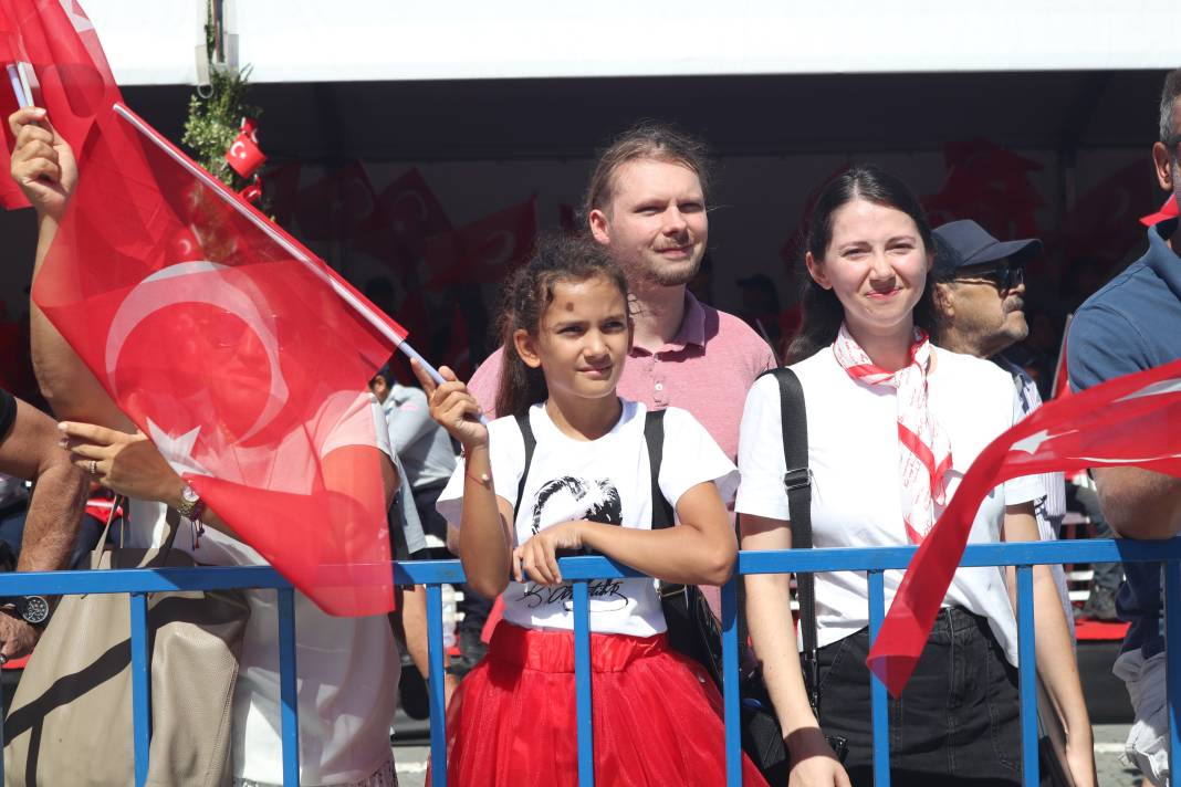 İzmir’in düşman işgalinden kurtuluşu törenlerle kutlandı! 4