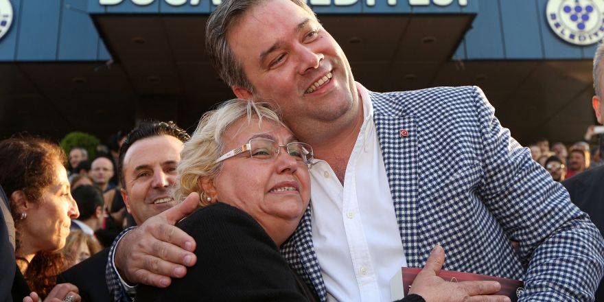 Buca Belediyesi 50 Bin Nutuk dağıttı