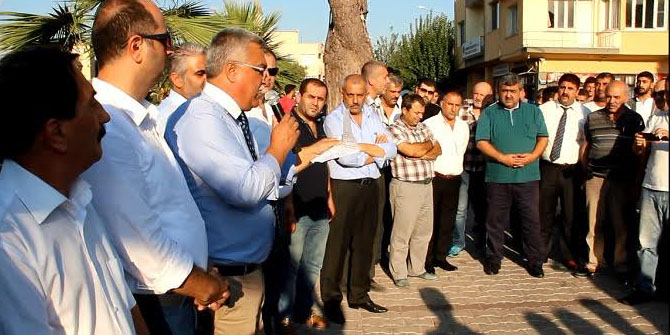 Ülkücüler Menemen'de Böke'yi Protesto Etti