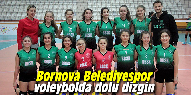 Bornova Belediyespor voleybolda dolu dizgin