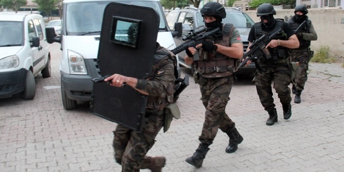 İstanbul'da PKK'ya operasyon; 8 gözaltı