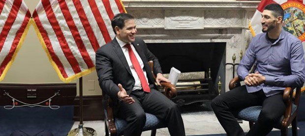 ABD’li Senatör FETÖ’cü Kanter’e kucak açtı