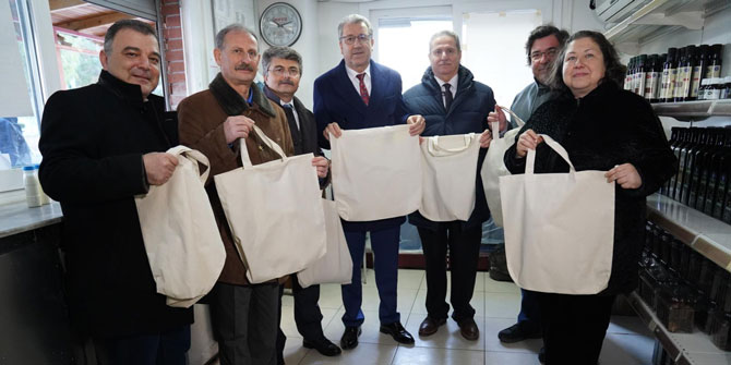 Bez torba ve file uygulamasına bir destek de Ege’den