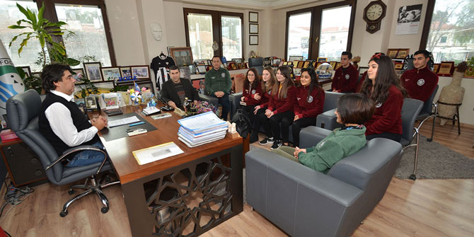 Foça'da gülümseten ziyaret