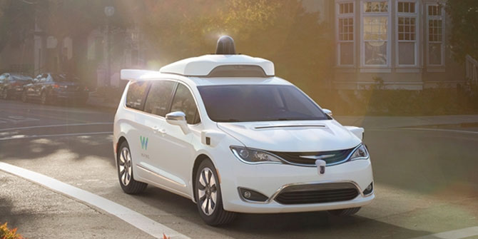 Siparişleri sürücüsüz araçlar getirecek