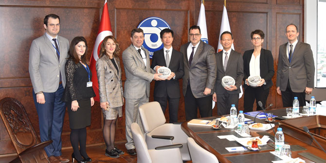 Hong Kong heyeti İZTO’daydı