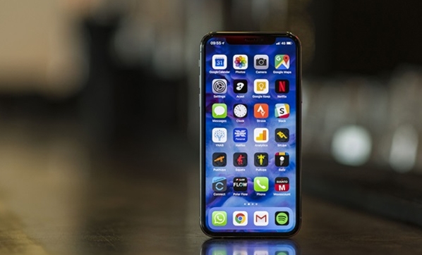 iPhone ekranlarında büyük değişiklik!