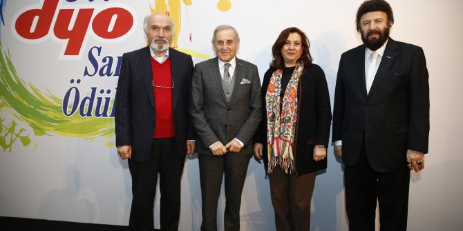 “Sanatın Geleceği İçin Gençlere Destek Verilmeli”