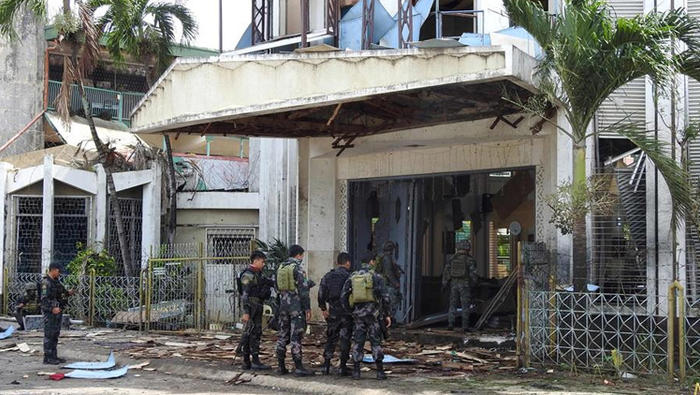 Filipinler'deki kilise saldırısını DEAŞ üstlendi