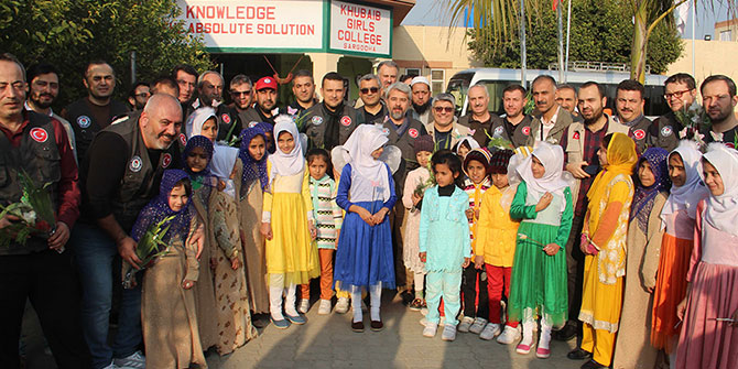 Eğitim Bir-Sen’den Pakistan’a yardım eli