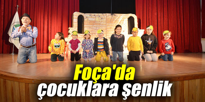 Foça'da çocuklara şenlik