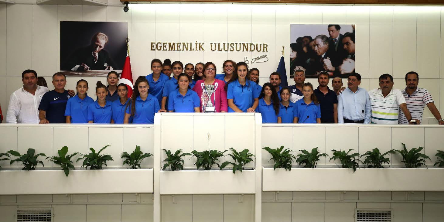 Konak'ın Yıldızları umut veriyor