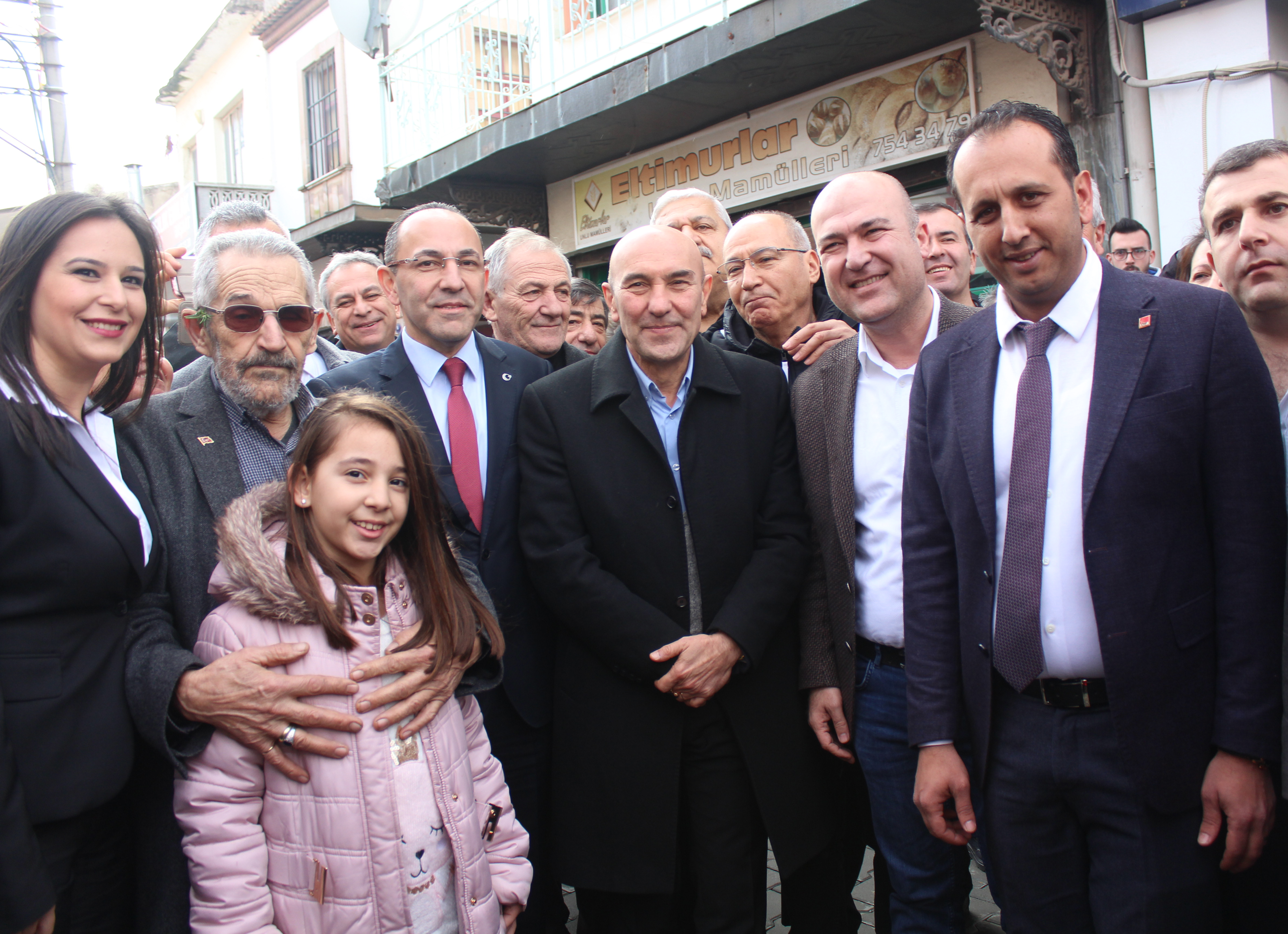 Burak Oğuz'dan Miting Gibi Başlangıç