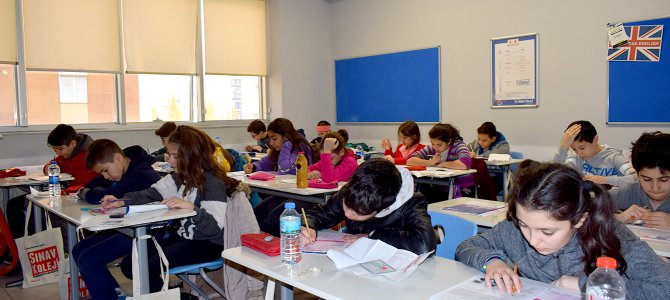 Sınav’da 10 bin öğrenci ile bursluluk sınavı