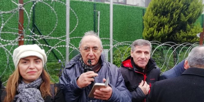 Duvarsız bir dünya için şiir