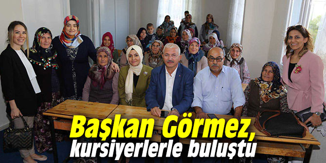 Başkan Görmez, kursiyerlerle buluştu