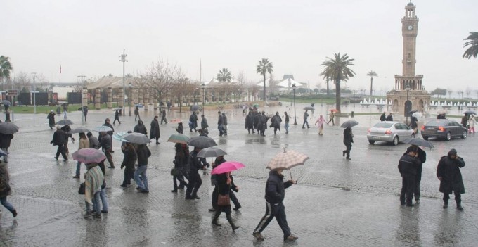 İzmir dikkat! Haftasonu yağış geliyor