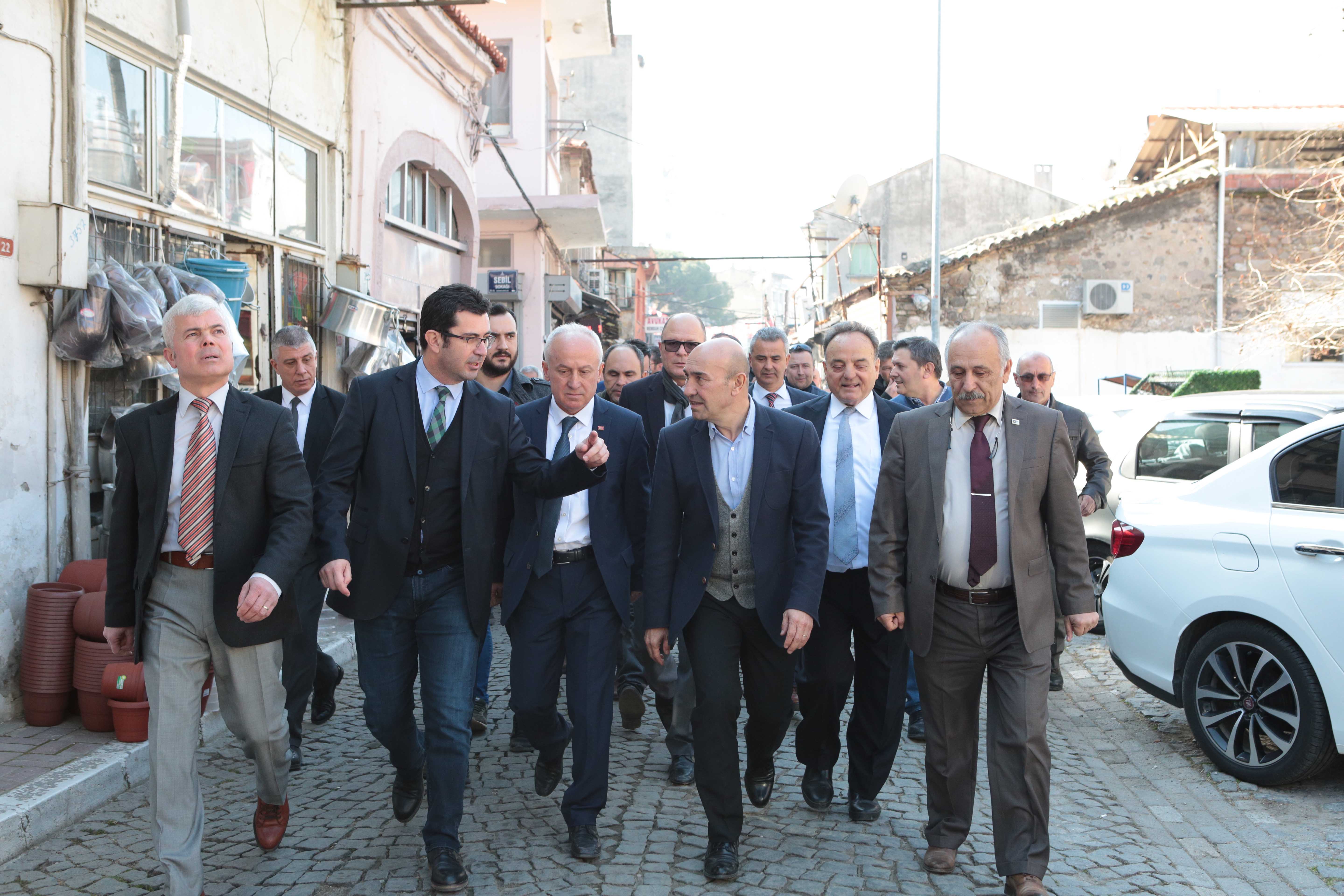 Soyer, Bergama'da seçim koordinasyon merkezini açtı!