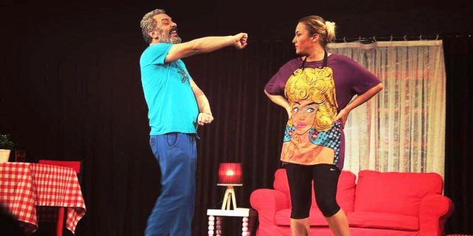 ‘Benimle Delirir misin?’ İzmirli tiyatroseverlerle buluşacak