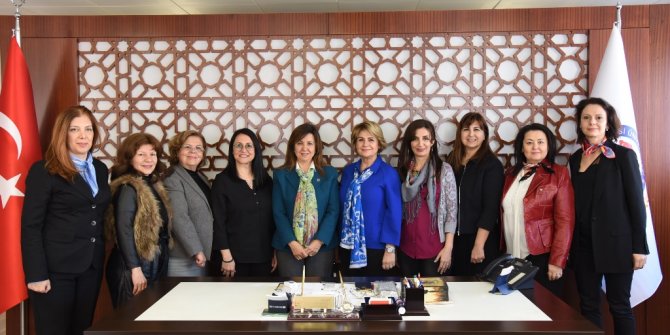 Öztezel, "Ülkemizin geleceğini kadınla yazacak"