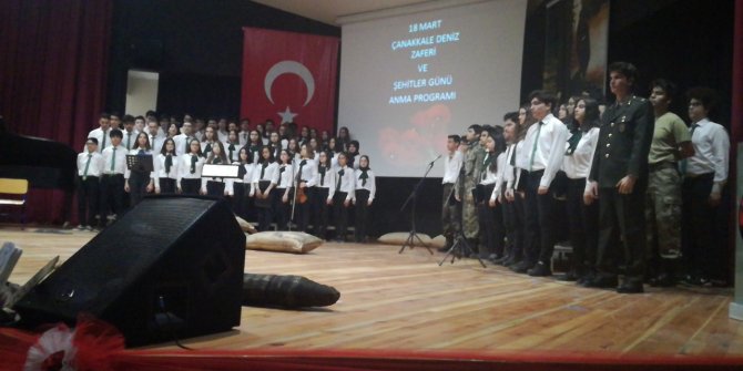 Bucalı öğrencilerden Çanakkale Oratoryosu