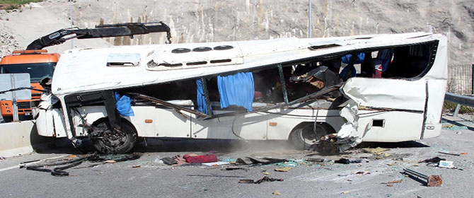 İzmir'deki o kazada şoför gözaltına alındı