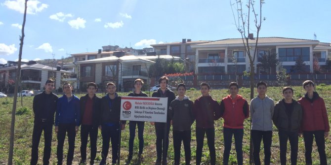 MBD Ortaöğretim'den Muhsin Yazıcıoğlu anısına ağaçlandırılan alana ziyaret