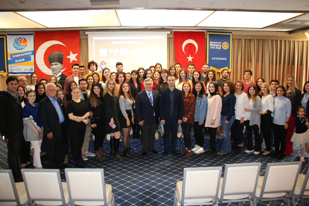Geleceğin öğretmenlerine Rotary'den liderlik eğitim