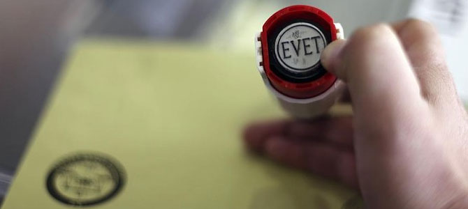 Oy pusulasının fotoğrafını çekip paylaşanlar dikkat: İşte cezası