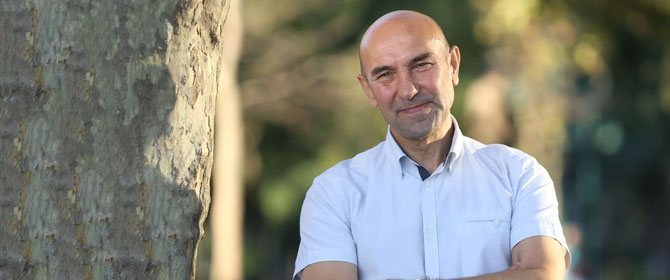 Tunç Soyer, sosyal medyadaki unvanını güncelledi